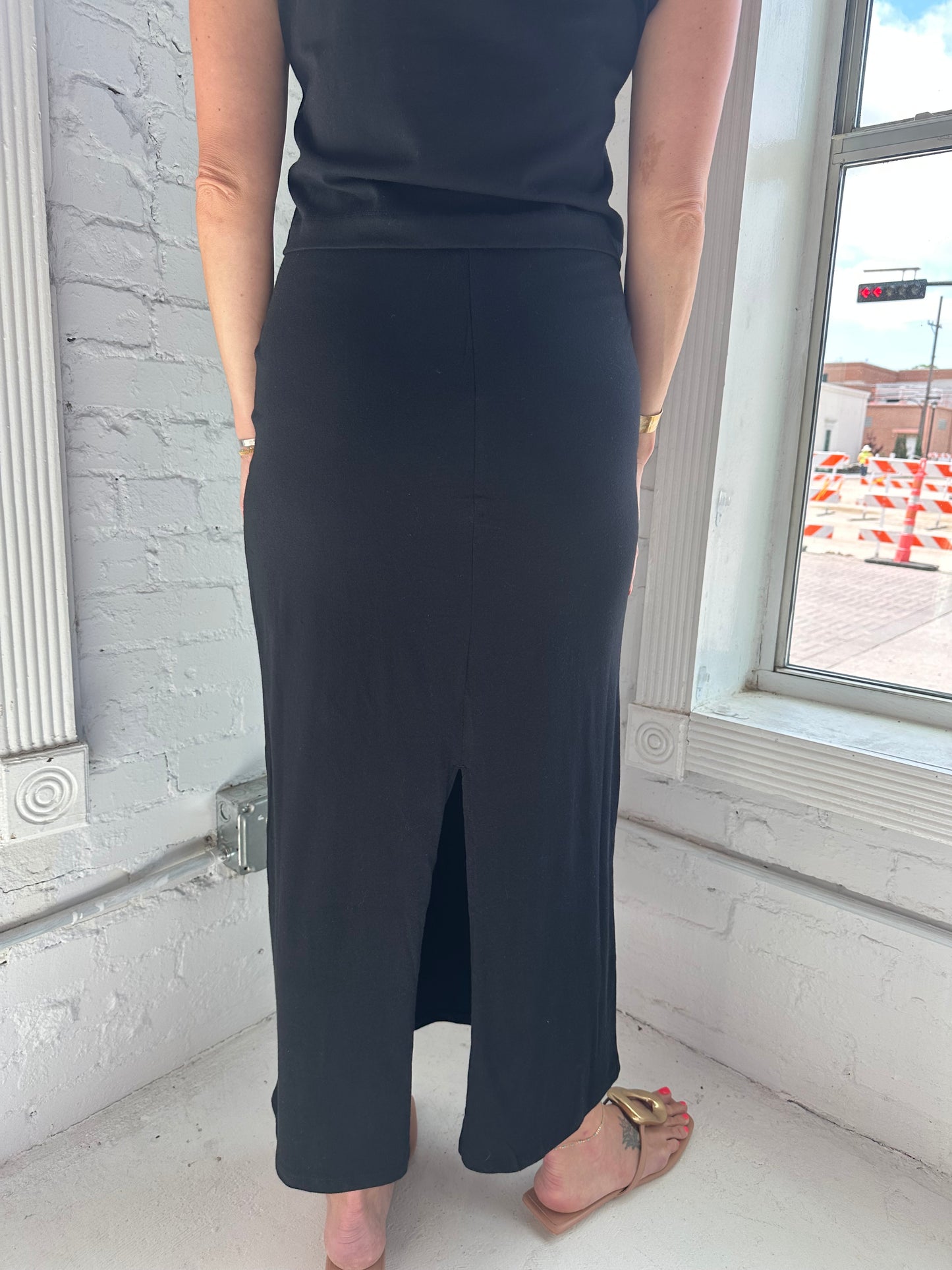 Gail Midi Skirt True Black