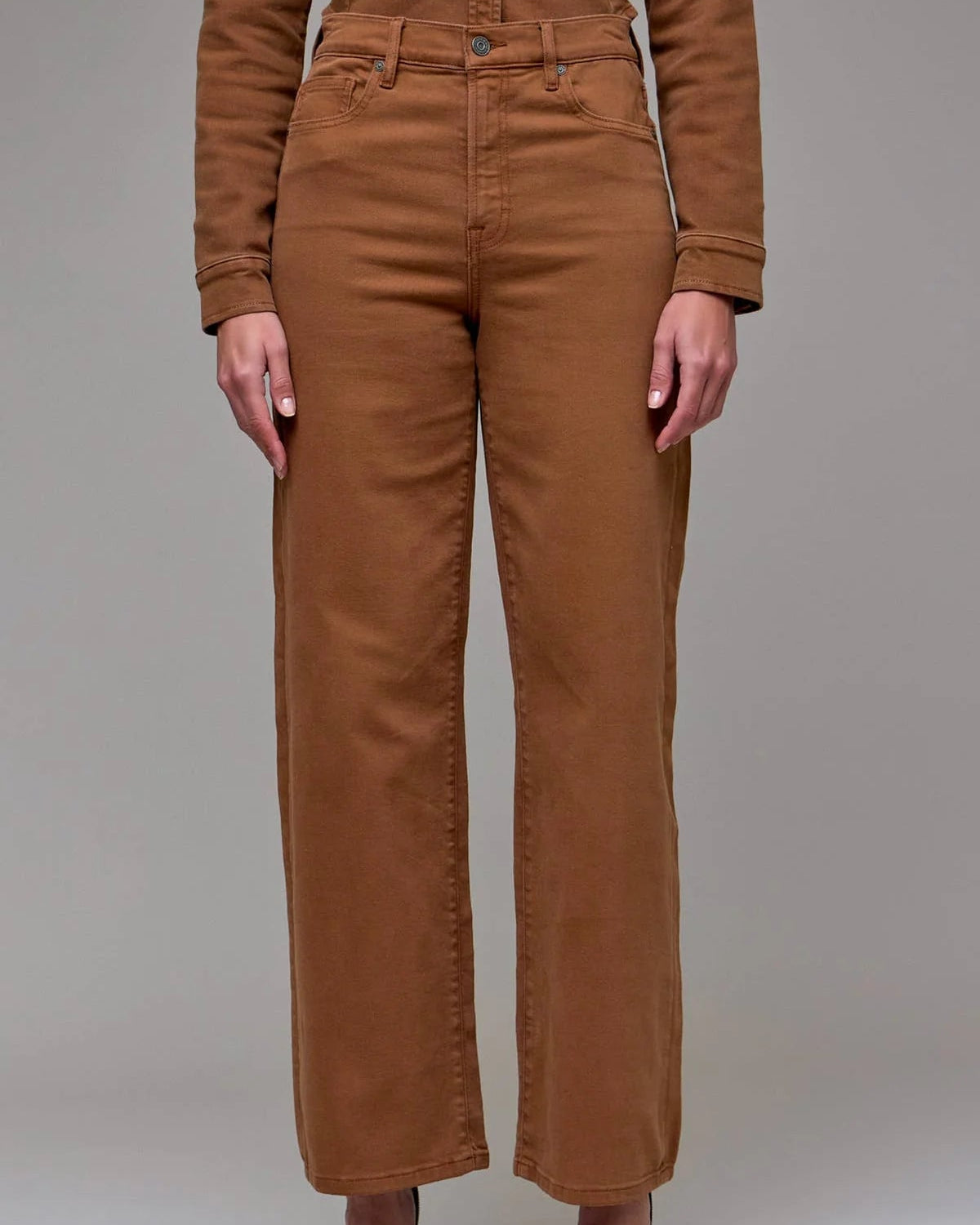 Logan Relaxed Dad Jean Tawny