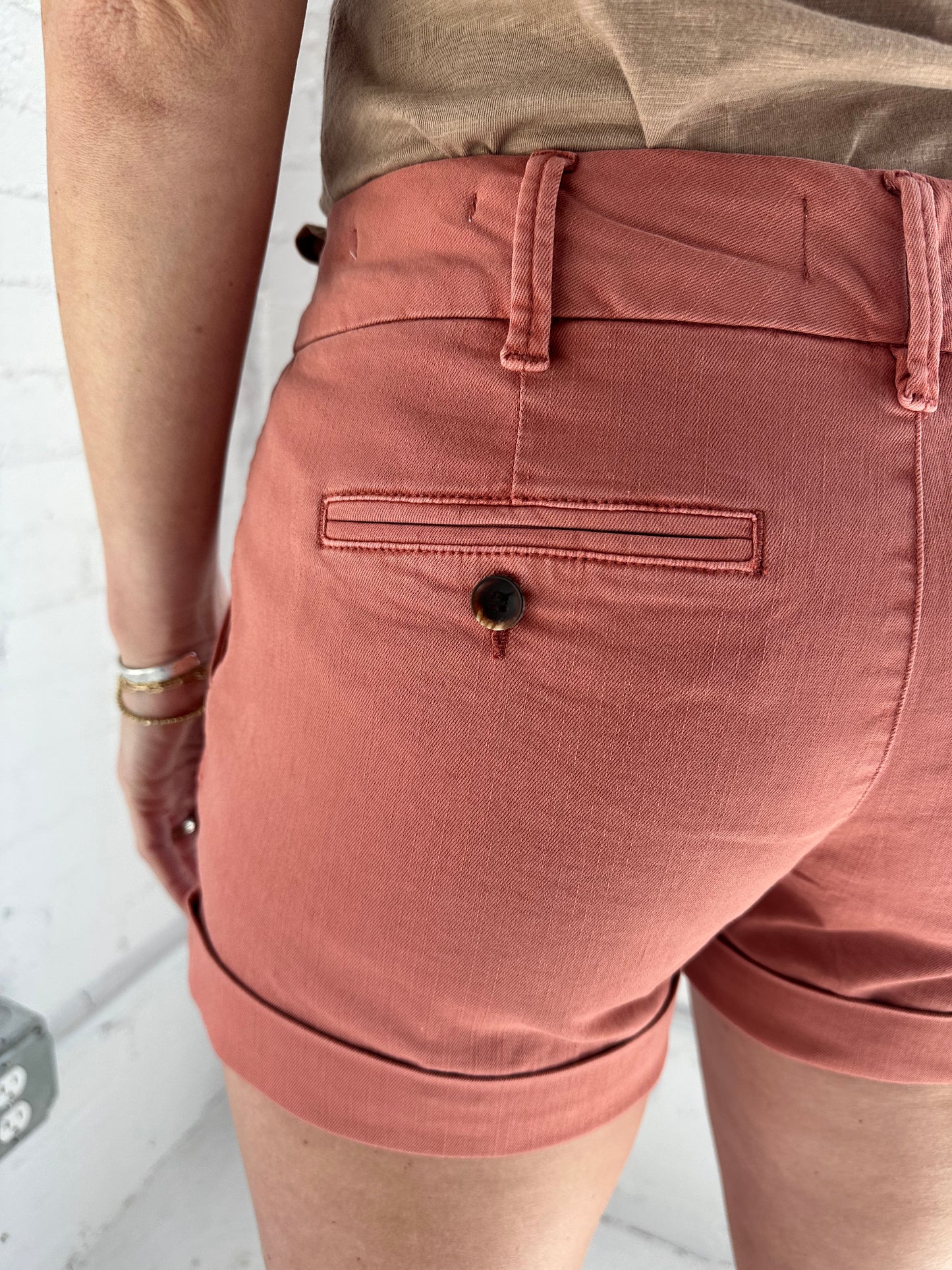 Hampton Short Terracotta