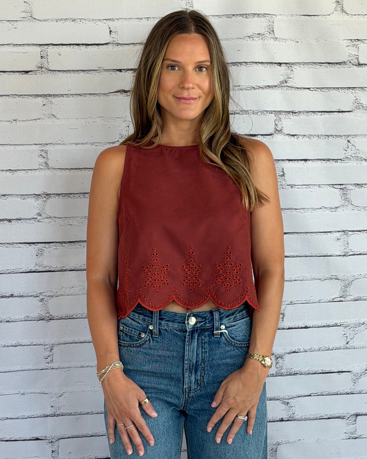 Tea Garden Scallop Hem Top Rust