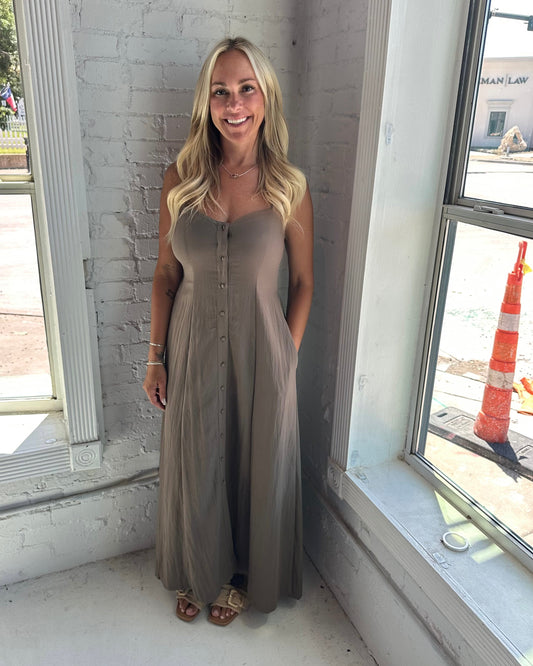 Angel Eyes Airy Midi Dress