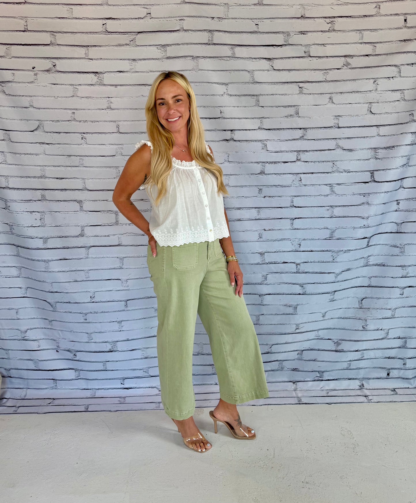 Audrey High Rise Cropped Abbey Stone