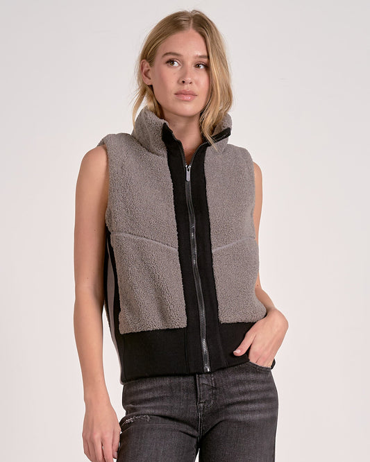 Brett Sleeveless Vest
