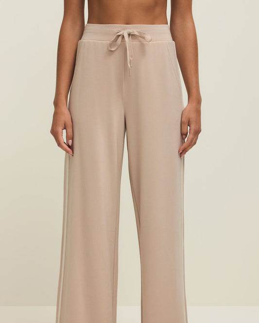 Layover Track Pant Parchment